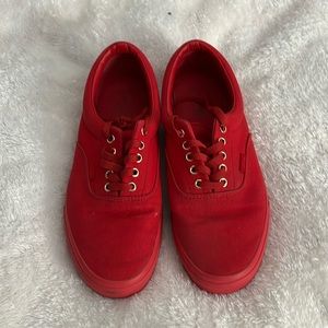 Men’s vans low top shoes